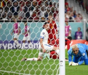 mk体育官网-青黄不接哥斯达黎加吞惨案，英雄迟暮纳瓦斯难救主