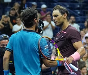 mk体育入口-纳达尔打出“生涯最差开局” 血染赛场挺进美网32强