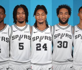 mk体育下载-NBA总决赛G1阵容：两队均全员出战 尼克斯首发比马刺贵8149万