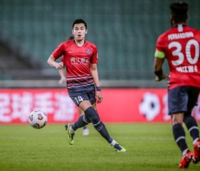 mk体育-【中超】黄希扬远射制胜 重庆1比0送青岛7连败