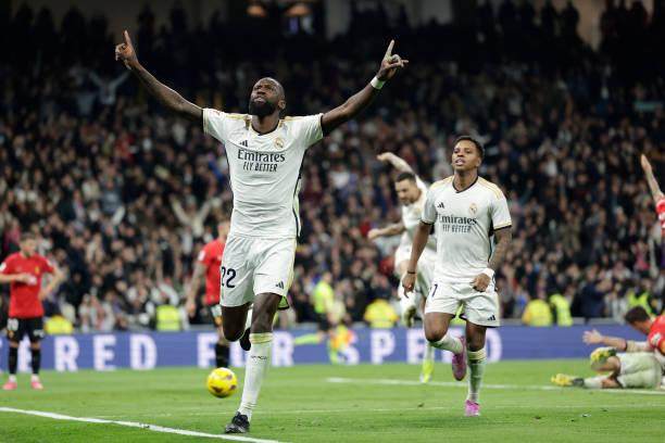 1704329756768066730.jpg 1898121575-612x612.jpg